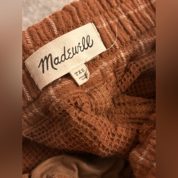 Madewell Waffleback Pull-On High-Rise Tapered Pants. - Picture 3 of 4